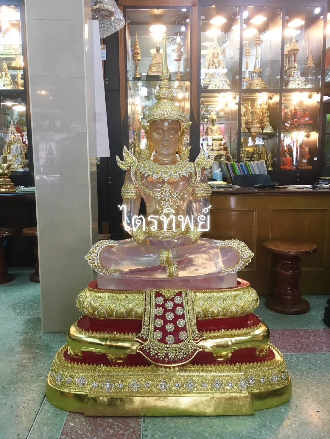 พระแก้วใส 30" ฤดูร้อน