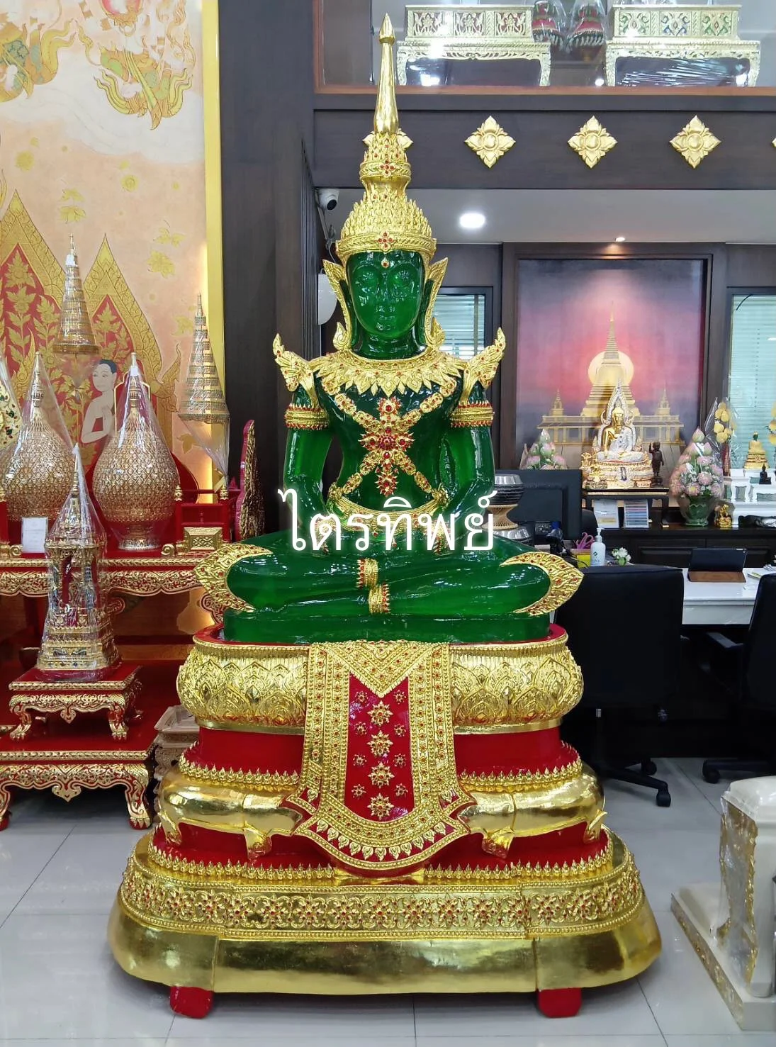 พระแก้วมรกต 40" ฤดูร้อน