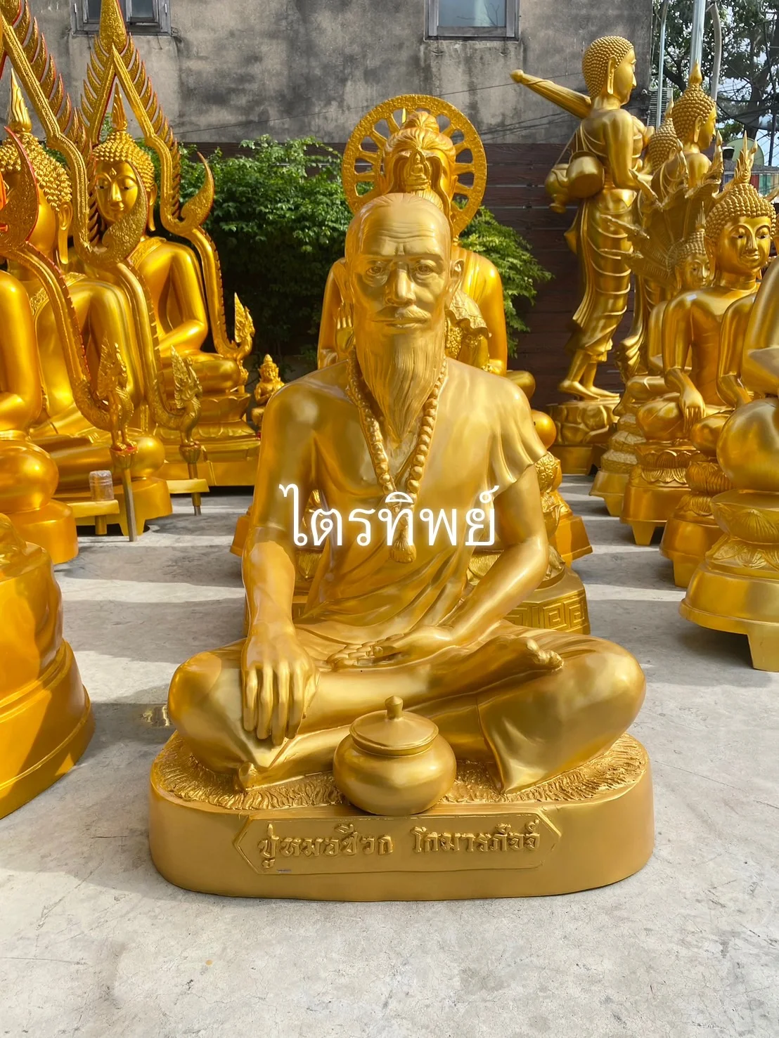 ปู่ชีวก 30" พ่นสีทอง