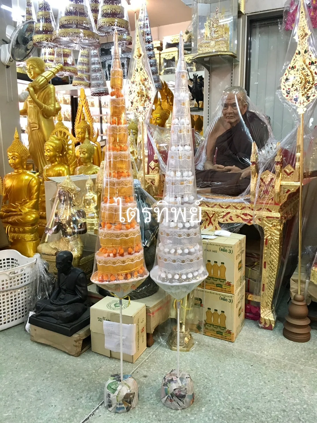 ฉัตรตุ้มเงิน-ทอง สูง 1.6 ม.