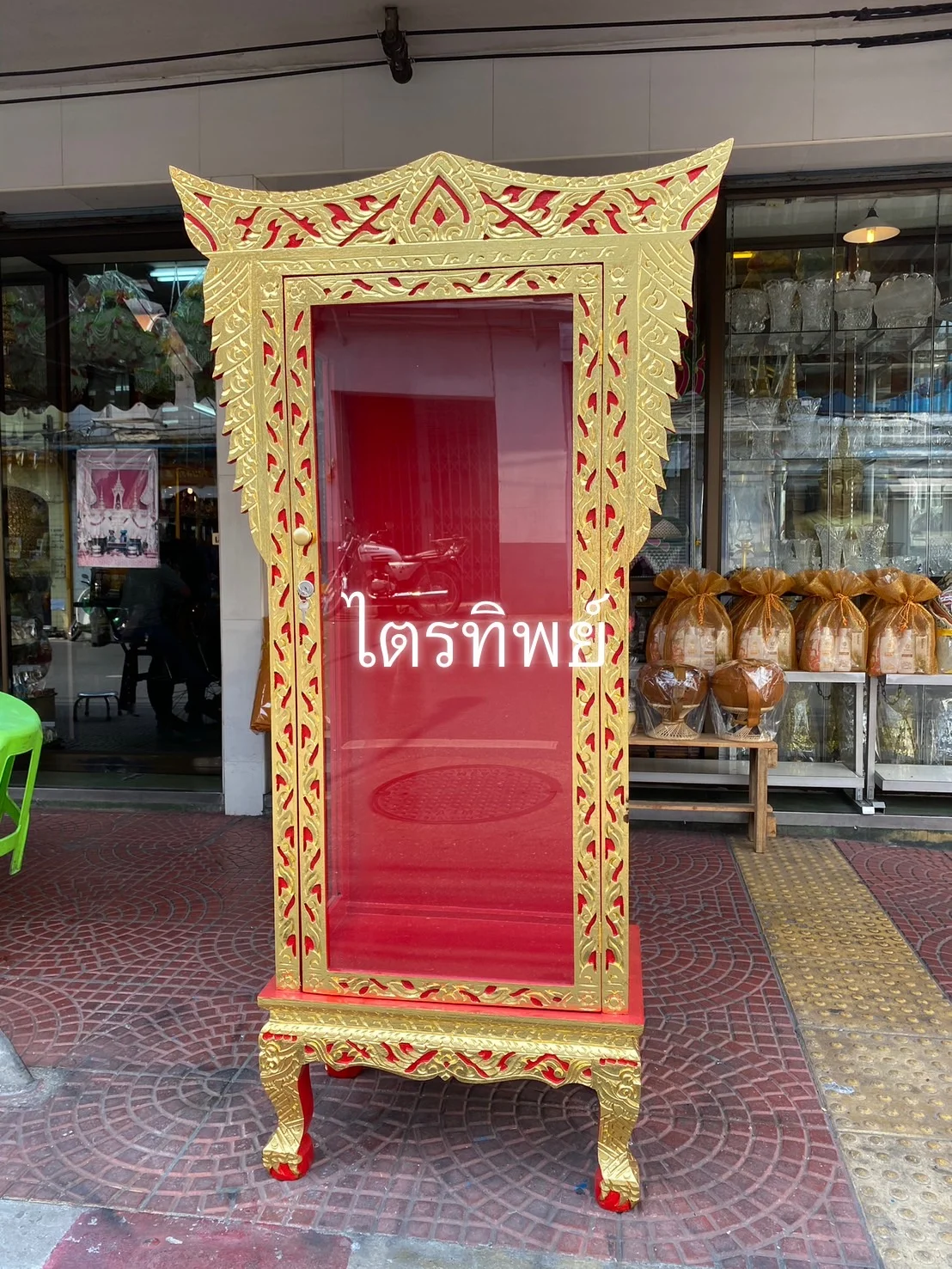 ตู้พัดยศ ปิดทอง ร่องสี