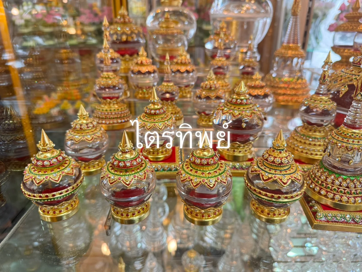 ผอบปิดทองลงยา