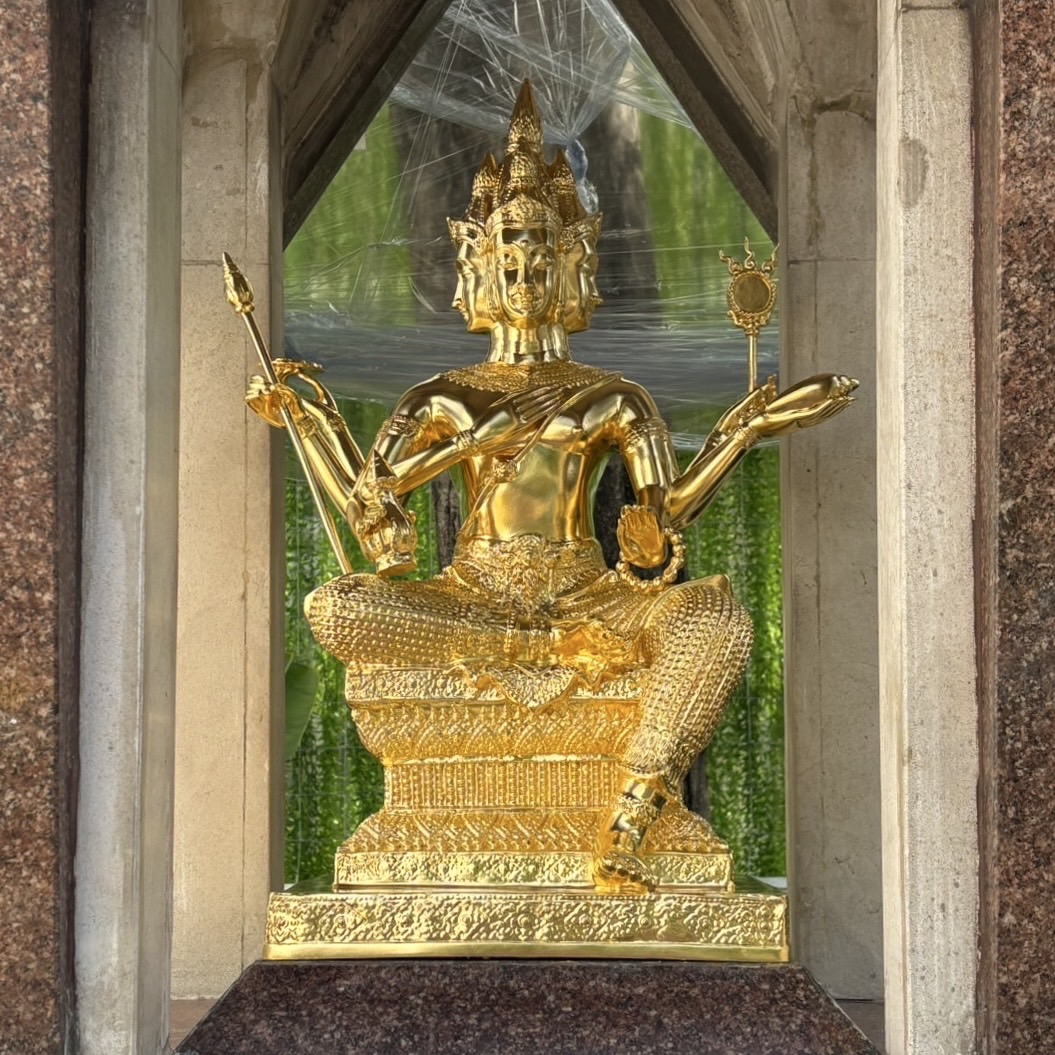 ปิดทองพระพรหม 12" นอกสถานที่