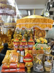 ความหมายของ “เครื่องบวชพระ” แต่ละชิ้น