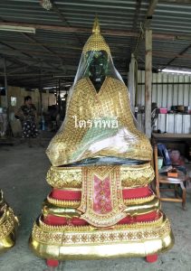 พระแก้วมรกต 40 นิ้ว ฤดูหนาว